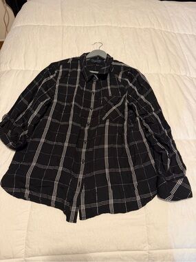 Black Plaid Button-Front women's Shirt Jacket